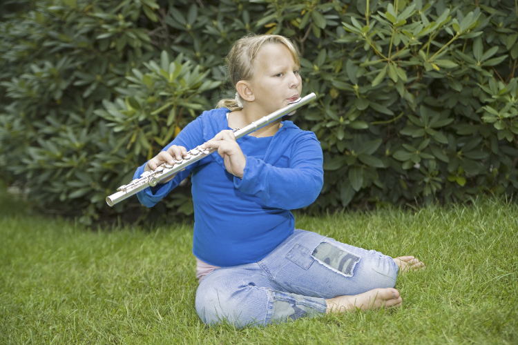 flute player